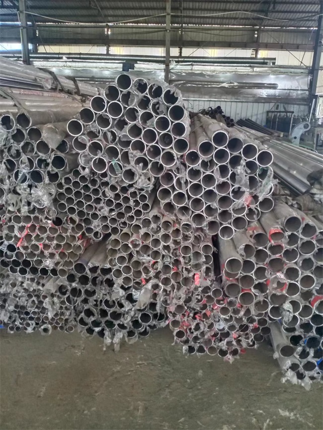 不銹鋼復合管廠家批發(fā)零售